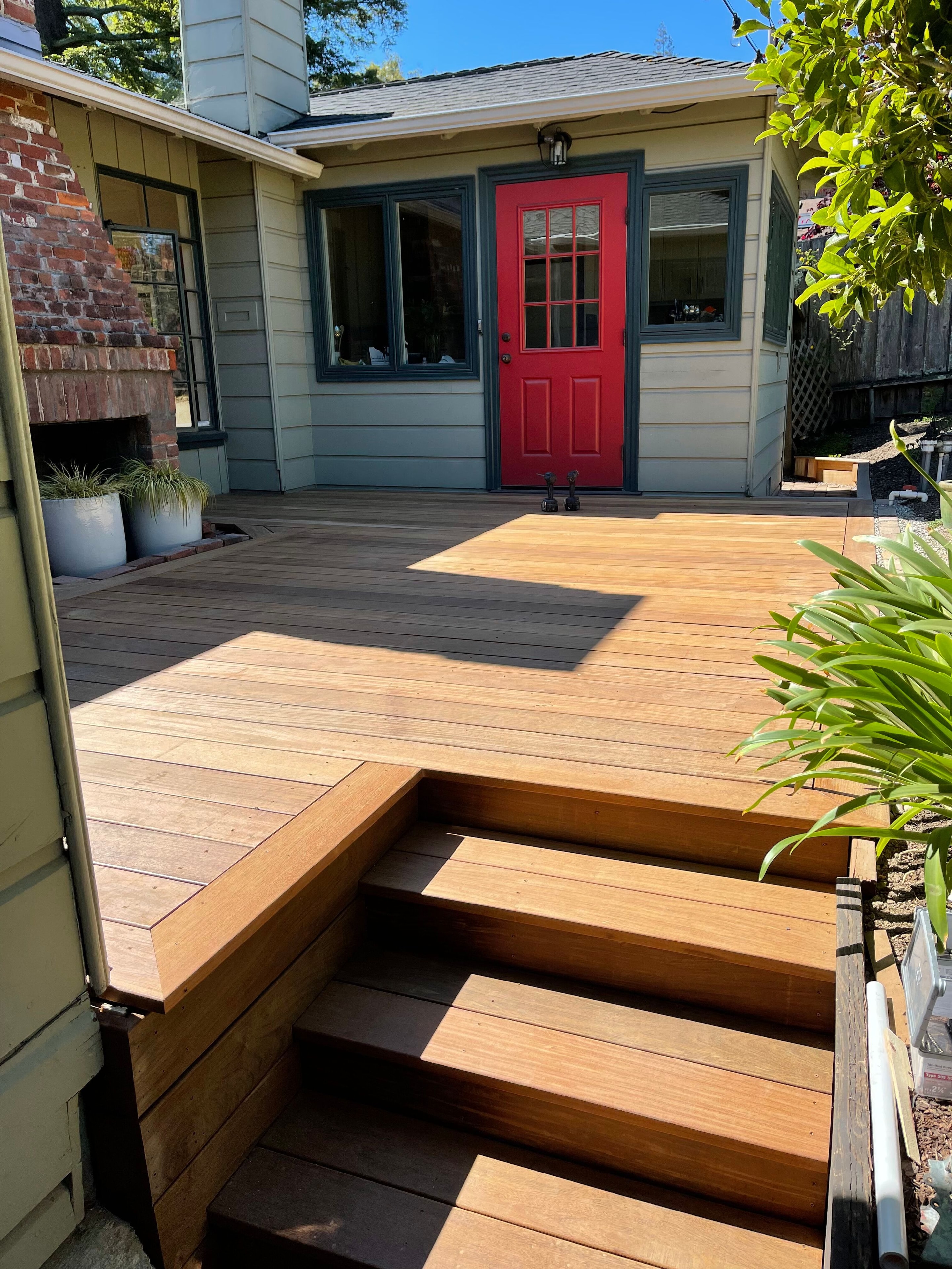 Deck build by JEM General Builders